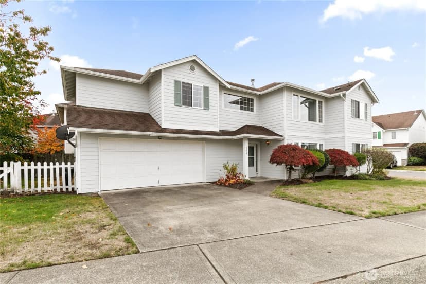 Property photo for 5204 79th Street W, Lakewood