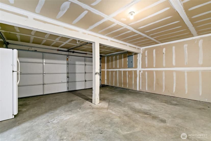 Property photo for 5204 79th Street W, Lakewood photo 36