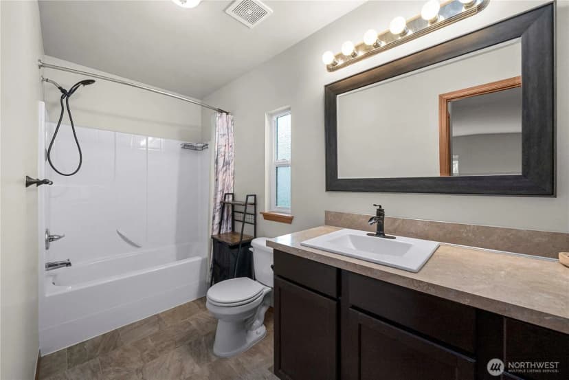 Property photo for 10602 203rd Avenue E, Bonney Lake photo 18