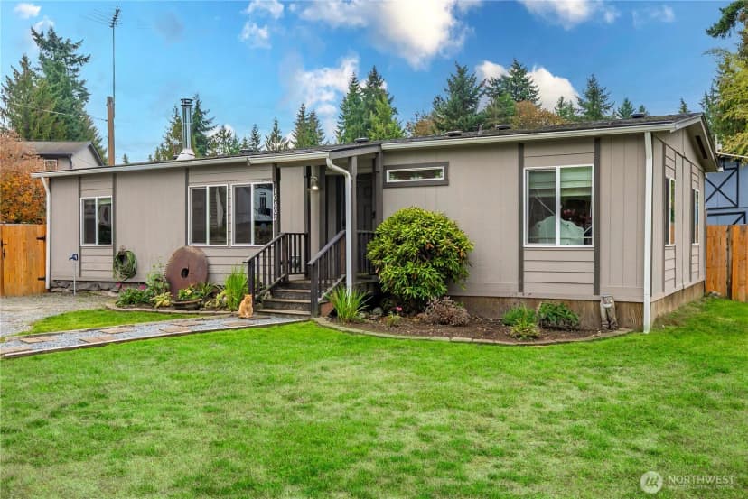Property photo for 10602 203rd Avenue E, Bonney Lake photo 5