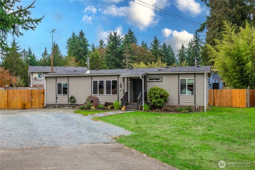 Property photo for 10602 203rd Avenue E, Bonney Lake photo 2