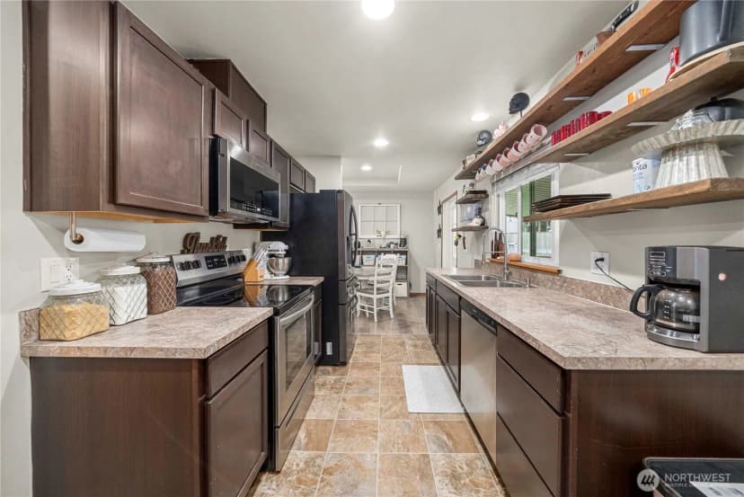 Property photo for 10602 203rd Avenue E, Bonney Lake photo 11