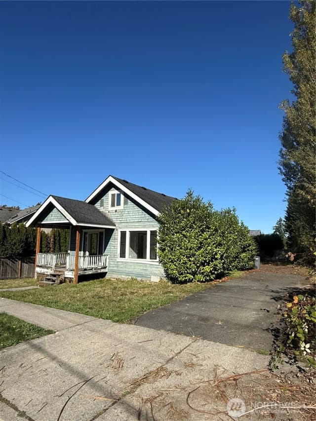 Property photo for 7927 Vernon Road, Lake Stevens photo 2