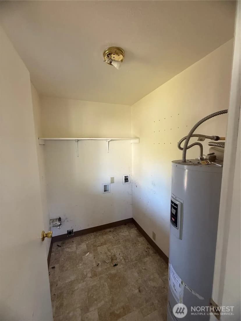 Property photo for 7927 Vernon Road, Lake Stevens photo 11