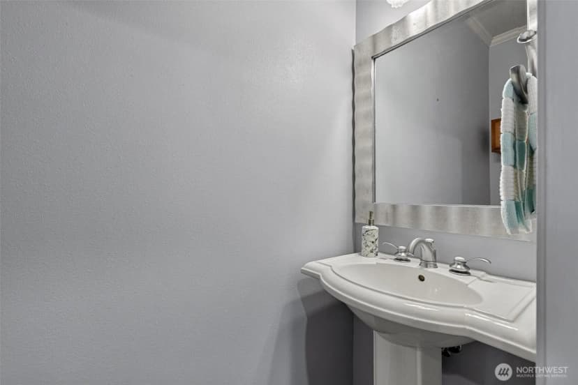 Property photo for 17077 Kokanee Court, Mount Vernon photo 29