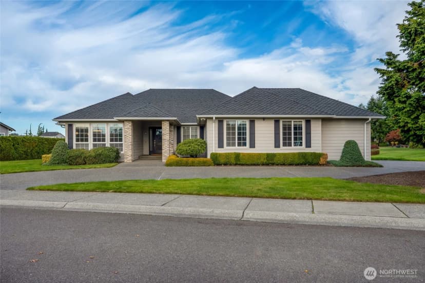Property photo for 3015 142nd Street Ne, Marysville photo 2