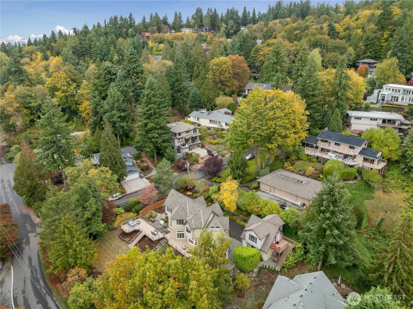 Property photo for 6405 Ne 129th Place, Kirkland photo 39