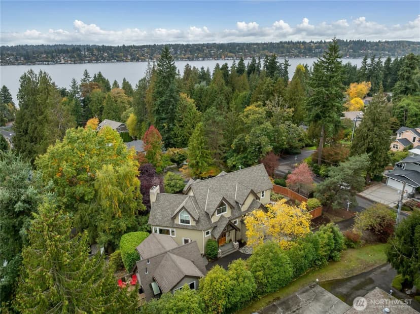 Property photo for 6405 Ne 129th Place, Kirkland photo 38