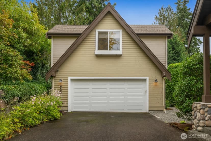 Property photo for 6405 Ne 129th Place, Kirkland photo 23