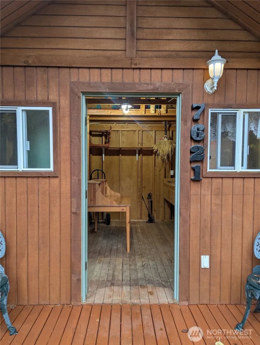 Property photo for 7621 Ne 205th Street, Kenmore photo 31