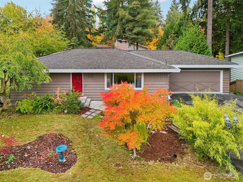 Property photo for 7621 Ne 205th Street, Kenmore