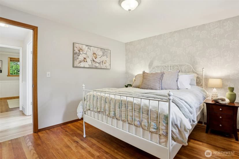 Property photo for 7621 Ne 205th Street, Kenmore photo 16