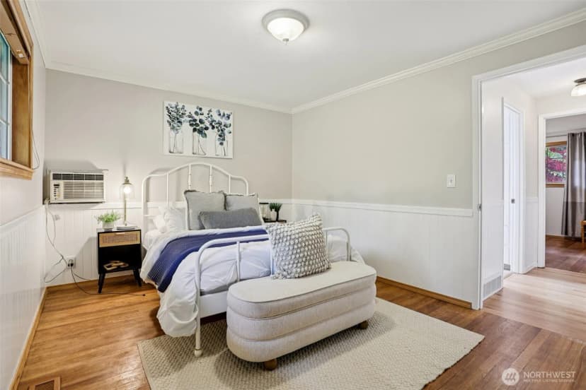 Property photo for 7621 Ne 205th Street, Kenmore photo 13