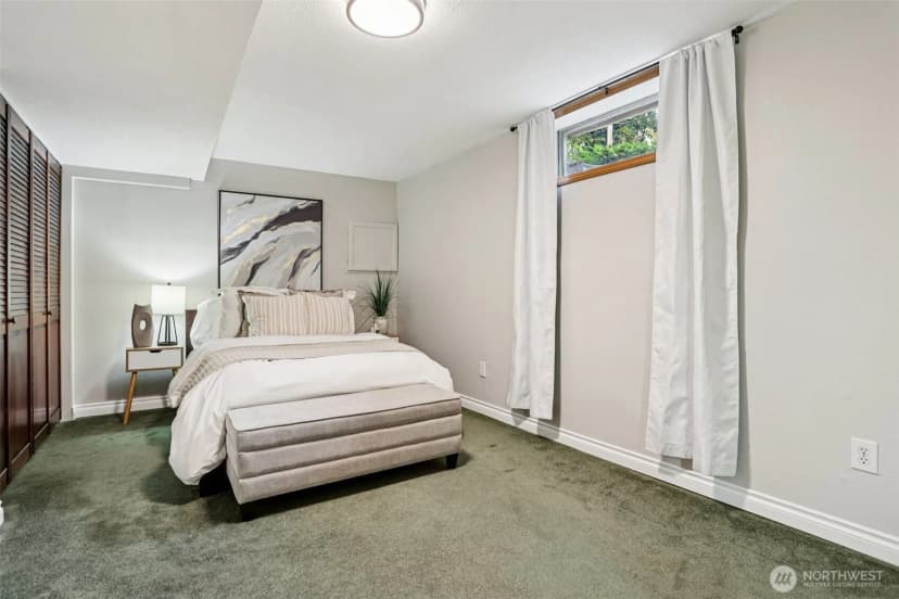Property photo for 7621 Ne 205th Street, Kenmore photo 18