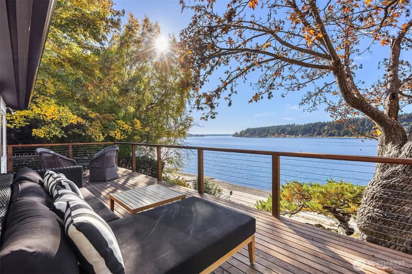 Property photo for 4205 Pleasant Beach Drive Ne, Bainbridge Island photo 15