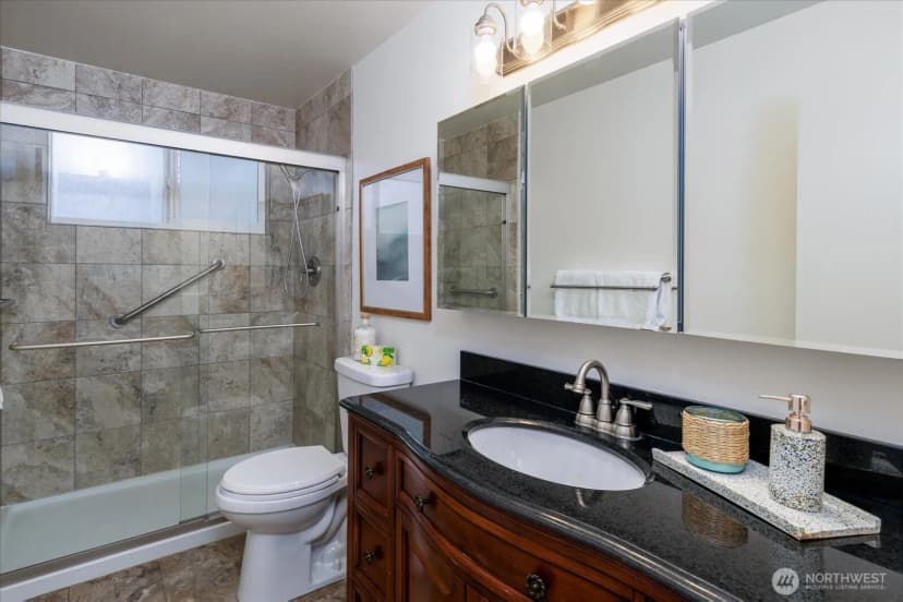 Property photo for 1910 220th Avenue Se, Sammamish photo 9