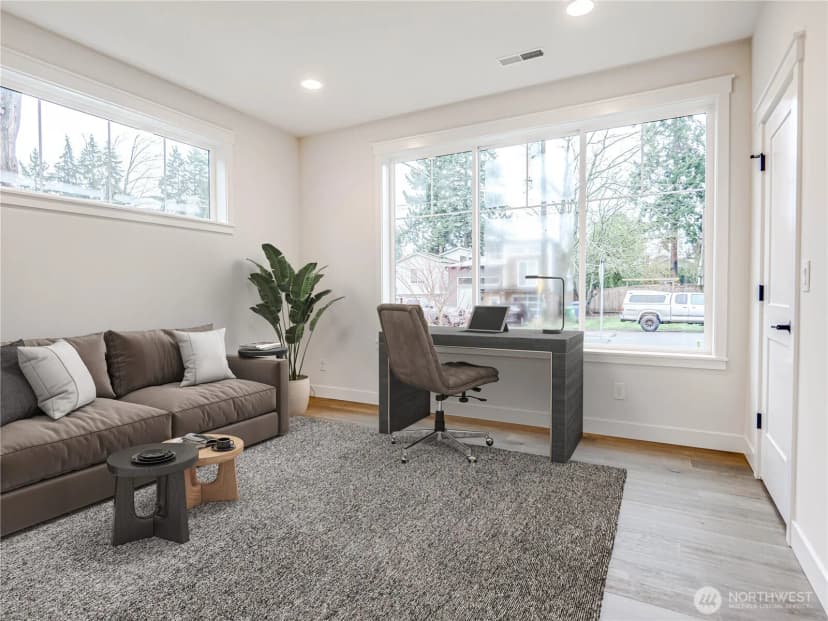 Property photo for 11014 Dayton Avenue N, Seattle photo 13