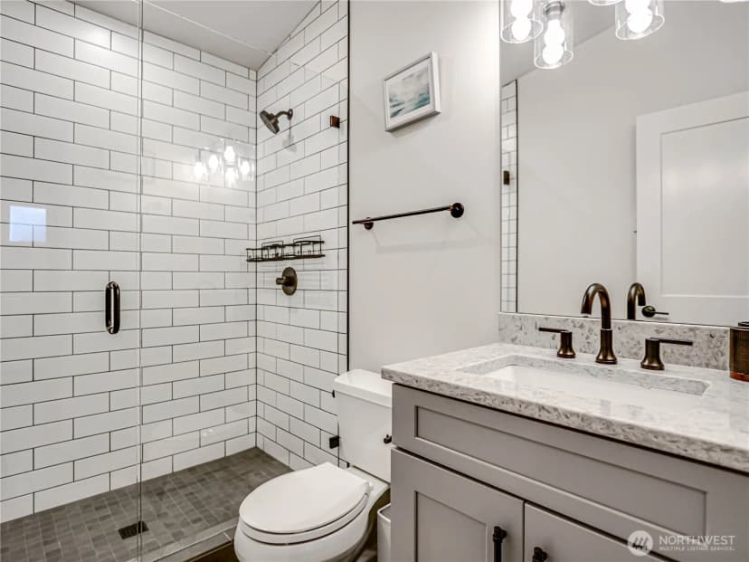 Property photo for 11014 Dayton Avenue N, Seattle photo 32
