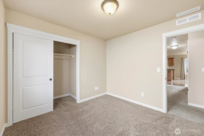 Property photo for 411 Stepping Stone Street, Kalama photo 25