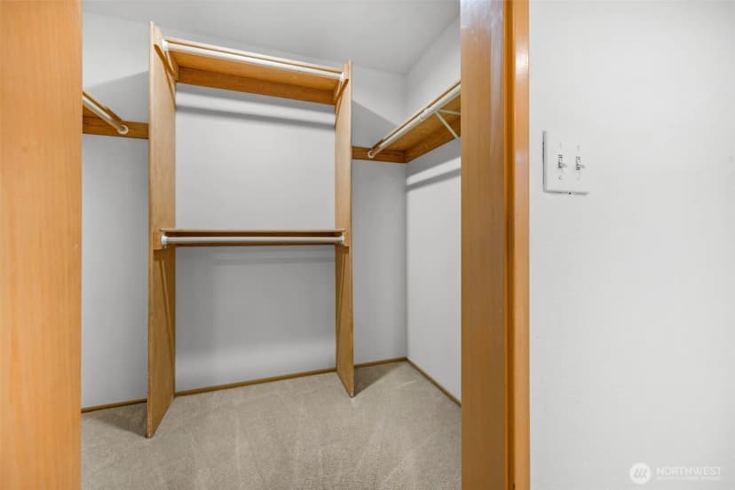 Property photo for 23424 Ne 28th Place, Sammamish photo 29