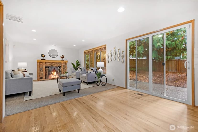 Property photo for 23424 Ne 28th Place, Sammamish photo 14