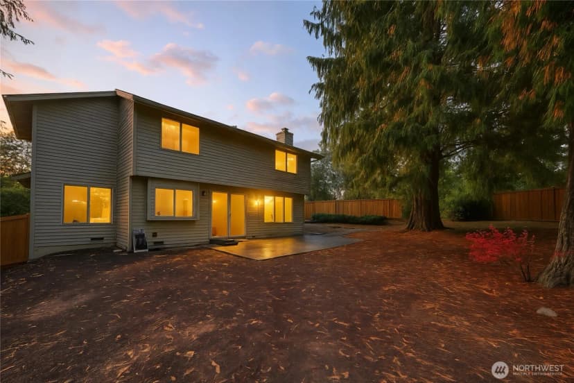 Property photo for 23424 Ne 28th Place, Sammamish photo 38