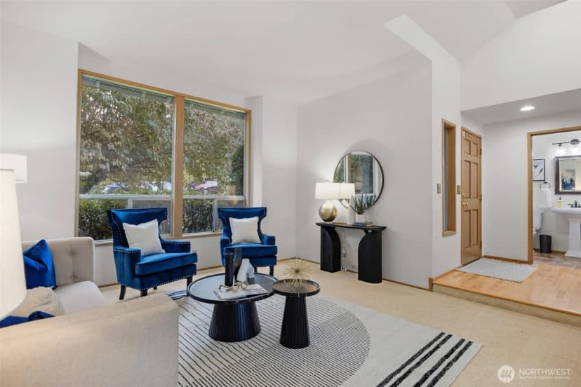 Property photo for 23424 Ne 28th Place, Sammamish photo 9