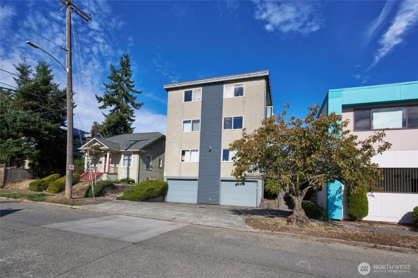 Property photo for 812 N 42nd Street #301, Seattle photo 27