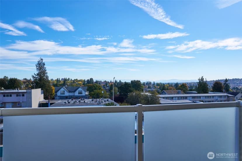 Property photo for 812 N 42nd Street #301, Seattle photo 21