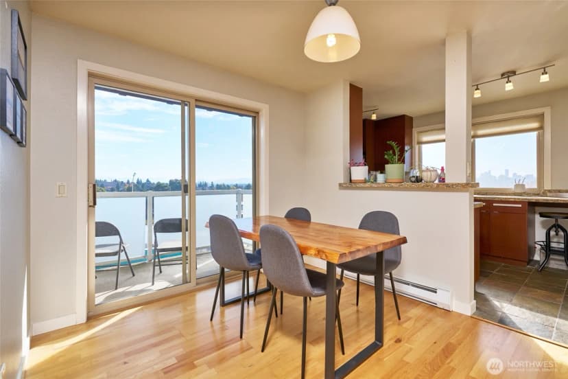 Property photo for 812 N 42nd Street #301, Seattle photo 8