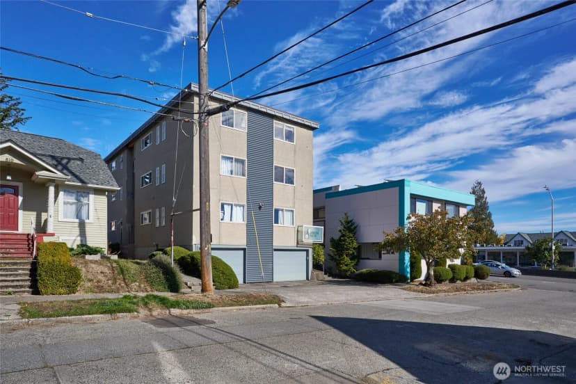 Property photo for 812 N 42nd Street #301, Seattle photo 29