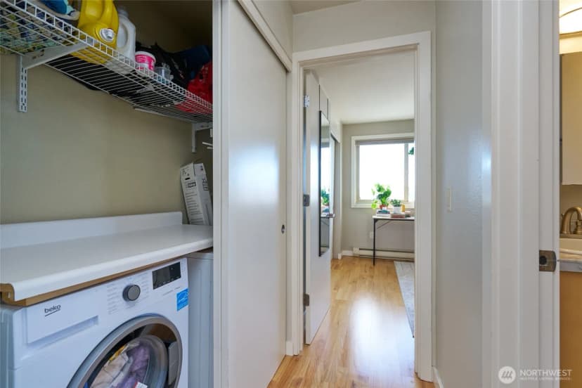 Property photo for 812 N 42nd Street #301, Seattle photo 17