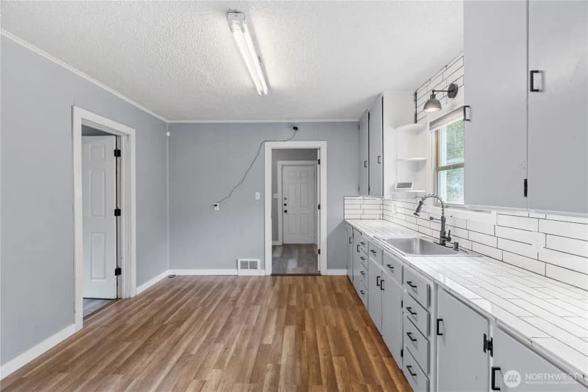 Property photo for 2405 First Street, Cosmopolis photo 18