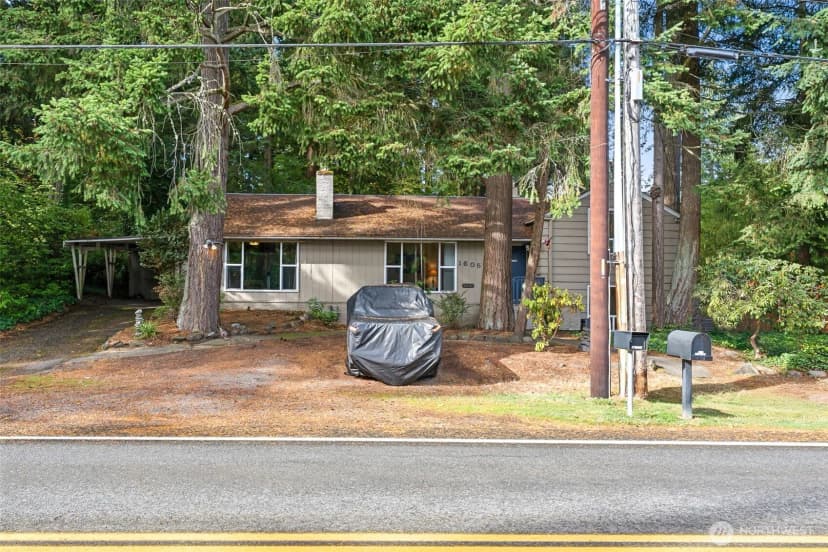 Property photo for 16051 21st Avenue Sw, Burien