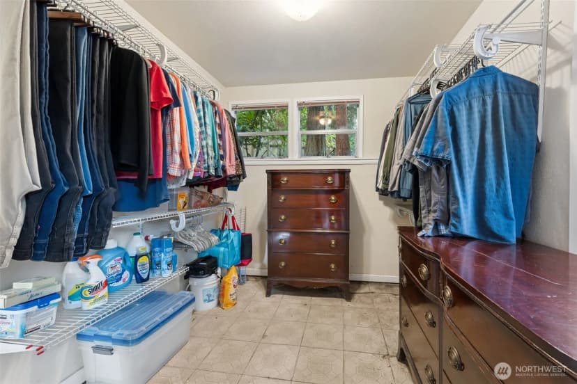 Property photo for 16051 21st Avenue Sw, Burien photo 18