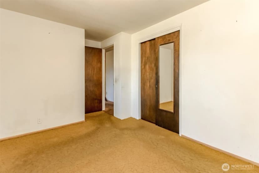 Property photo for 1323 Sw 113th Street, Seattle photo 10