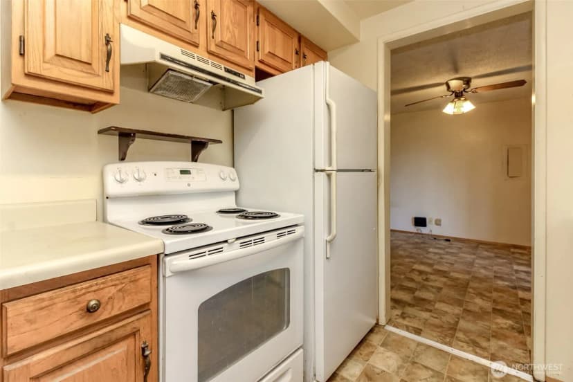 Property photo for 1323 Sw 113th Street, Seattle photo 19