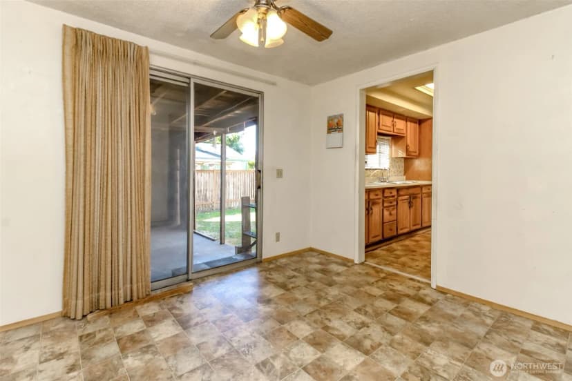 Property photo for 1323 Sw 113th Street, Seattle photo 23