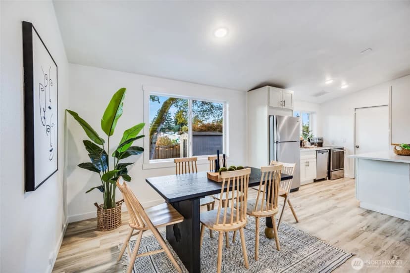 Property photo for 8110 Leschi Road Sw, Lakewood photo 16