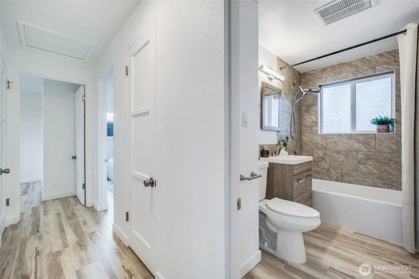 Property photo for 8110 Leschi Road Sw, Lakewood photo 25