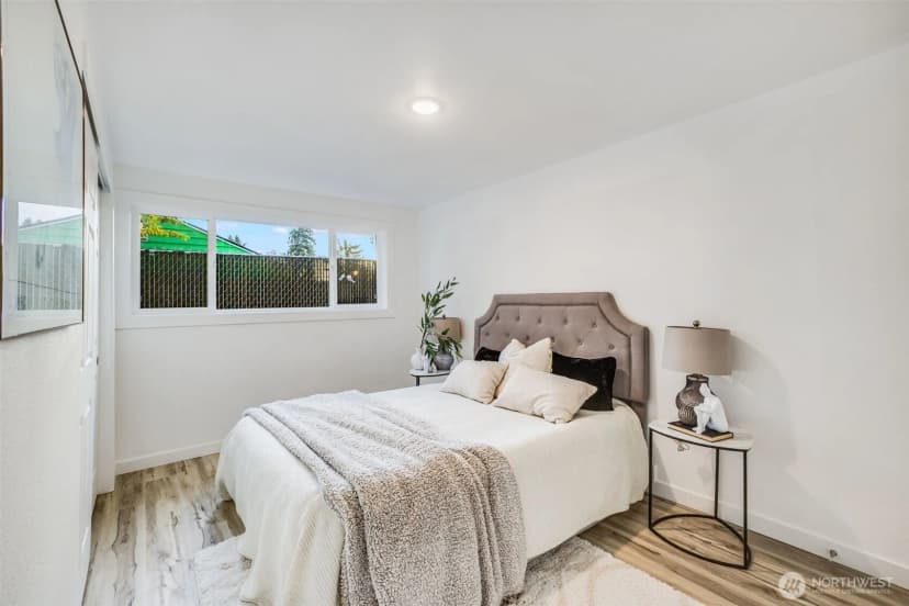 Property photo for 8110 Leschi Road Sw, Lakewood photo 20