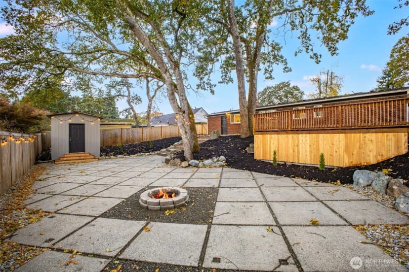 Property photo for 8110 Leschi Road Sw, Lakewood photo 30