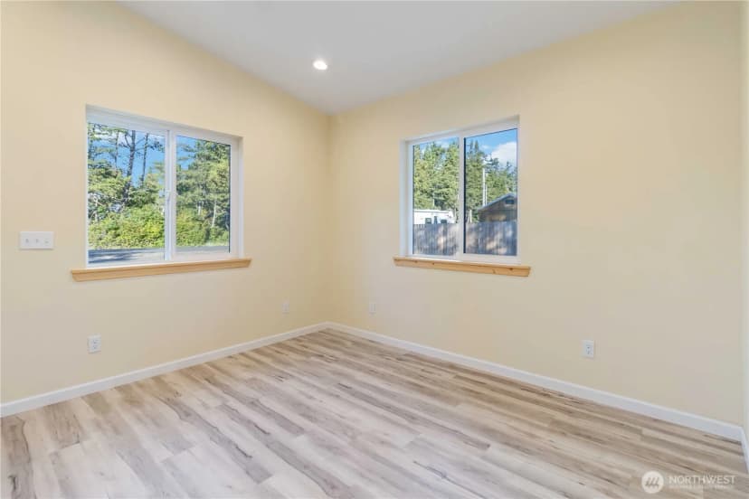 Property photo for 30210 M Place, Ocean Park photo 10
