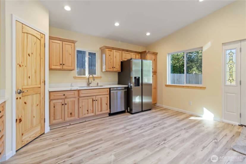 Property photo for 30210 M Place, Ocean Park photo 6
