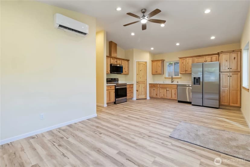 Property photo for 30210 M Place, Ocean Park photo 8