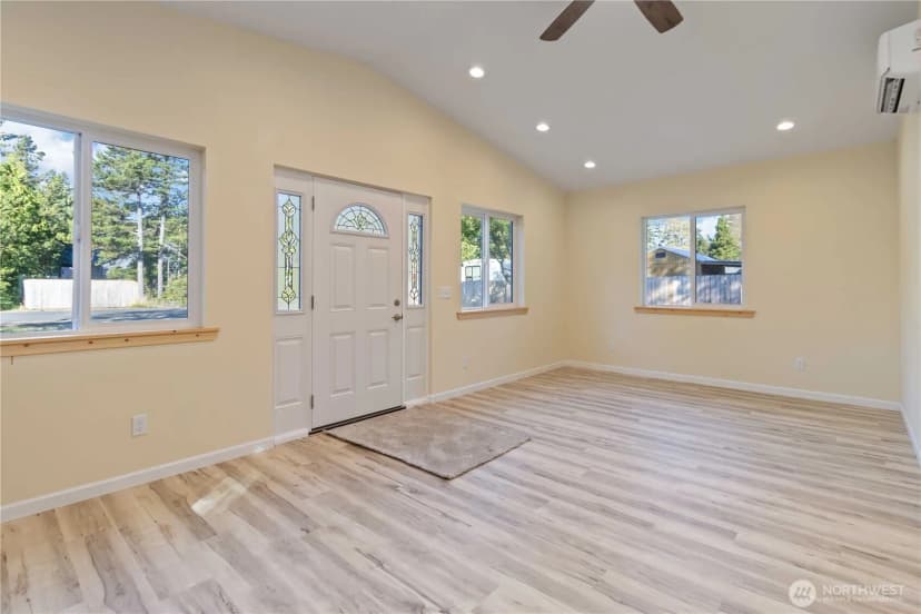 Property photo for 30210 M Place, Ocean Park photo 5