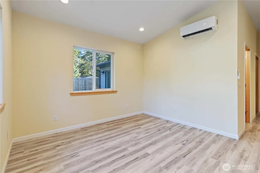 Property photo for 30210 M Place, Ocean Park photo 11