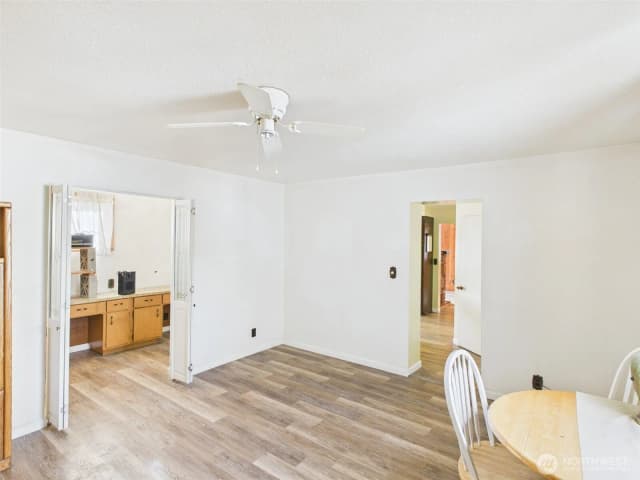 Property photo for 124 W 9th, Republic photo 5