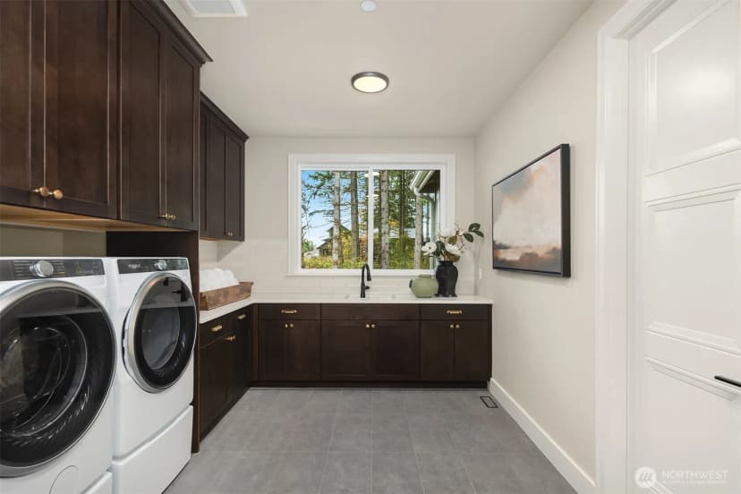 Property photo for 15413 154th Avenue Ne, Woodinville photo 37