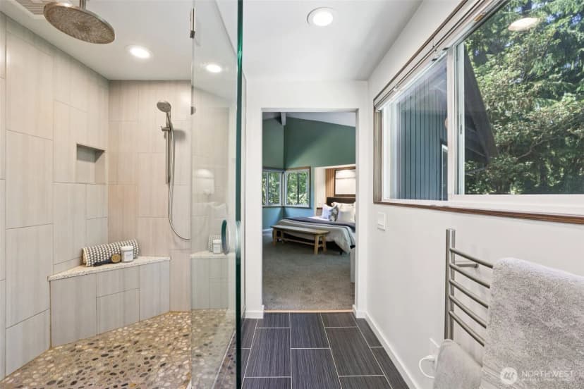 Property photo for 128 Sw 208th St, Normandy Park photo 17